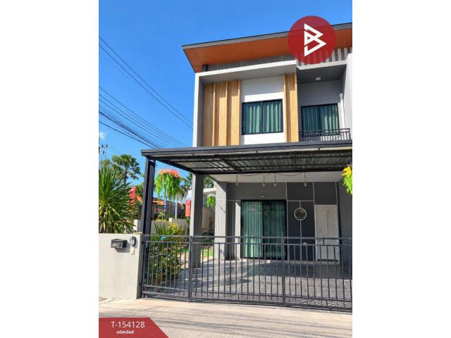 ขายทาวน์เฮ้าส์หลังมุม 2 ชั้น หมู่บ้านเดอะมิกซ์ นิคมพัฒนา ระยอง