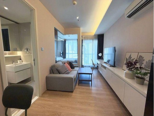 H Sukhumvit 43 16th Floor Near BTS Phrom Phong