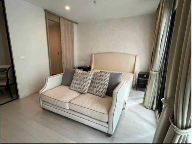 Noble Ploenchit 12th Floor Pool View Near BTS Ploenchit