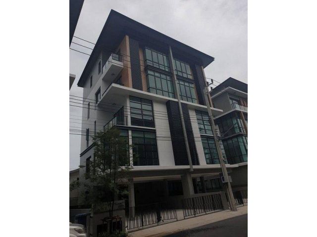 ให้เช่าโฮมออฟฟิต 5ชั้น พร้อมลิฟท์ 480 ตรม. พรีเมี่ยมเพลส เกษตรนวม