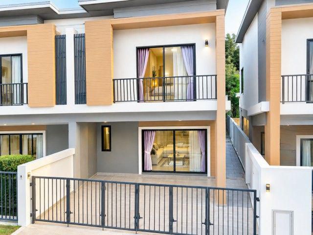 Jas Green Village  ให้เช่าทาวน์โฮม 2 ชั้น 3 นอน 3 น้ำ รร.กสิณ