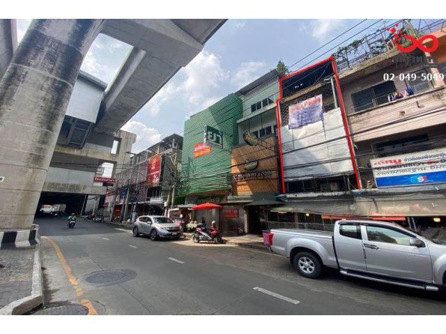 ขายอาคารพาณิชย์ 4 ชั้น ติดถนนกรุงเทพฯ–นนทบุรี บางซื่อ ใกล้รถไฟฟ้าสายสีม่วง