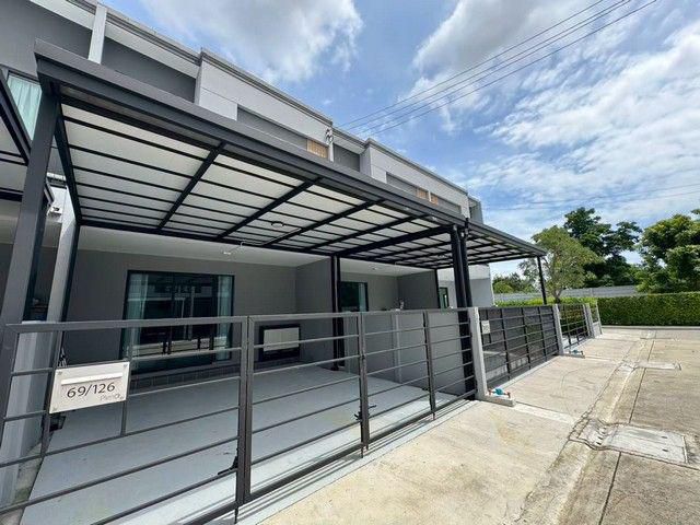 ให้เช่าทาวน์โฮม Pleno สุขุมวิท บางนา 2 พร้อมเฟอร์นิเจอร์ 3 ห้องนอน มีสวนหลังบ้าน เครื่องใช้ไฟฟ้าครบและส่วนกลาง