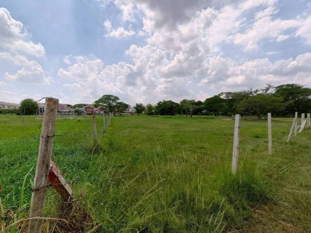 ขายที่ดินติดถนน เนื้อที่ 6 ไร่ 1 งาน 62.7 ตร.ว. ใกล้ท่าอากาศยานนานาชาติขอนแก่น