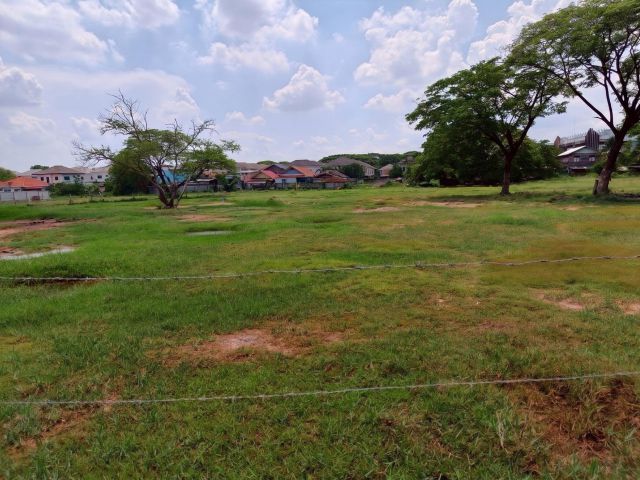 ขายที่ดินติดถนน เนื้อที่ 6 ไร่ 1 งาน 62.7 ตร.ว. ใกล้ท่าอากาศยานนานาชาติขอนแก่น