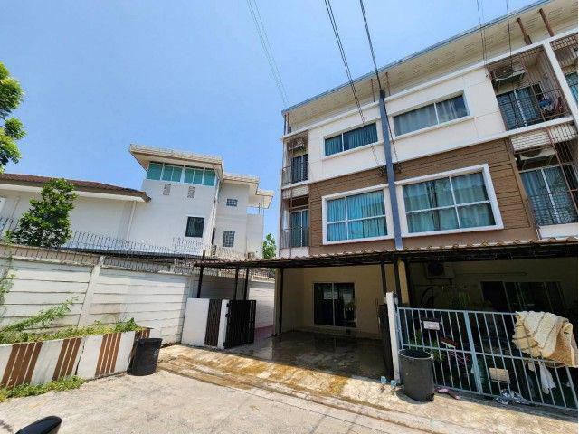 Village City พัฒนาการ 32 ใกล้รถไฟฟ้า MRT ศรีนครินทร์ ใกล้โรงเรี