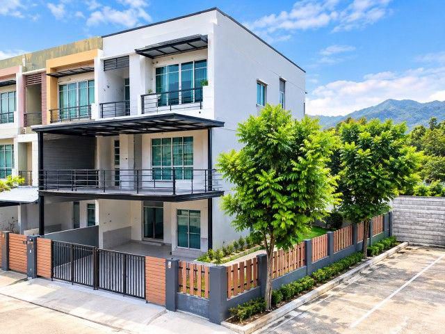 โฮมโปร กัลปพฤกษ์ 500 ม. สาทร- ทาวน์โฮม 3 ชั้นหลังมุม 3นอน 31.4 ตร