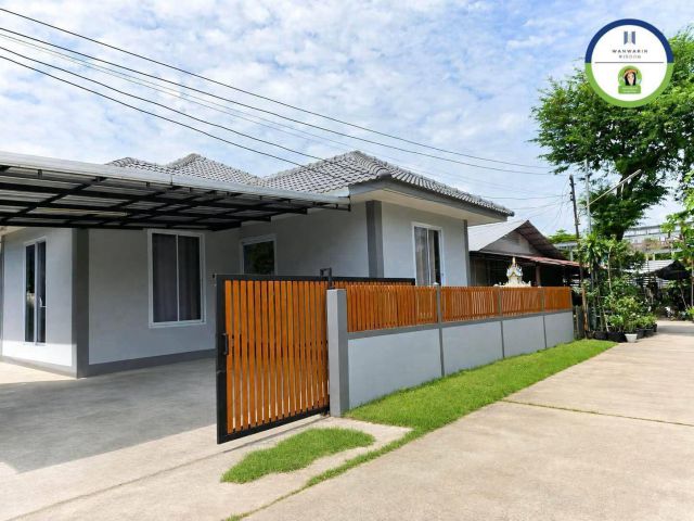 ขายบ้านอายุ 5 ปี บ้านห้วยคุ้ม/อุบล