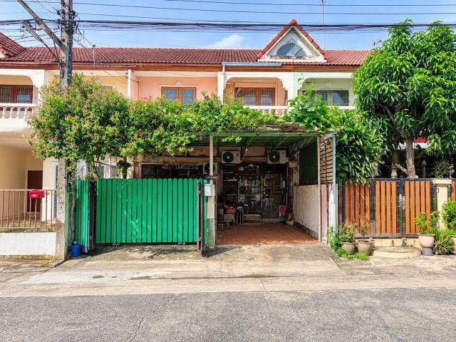 หมู่บ้านซื่อตรง รัตนาธิเบศร์ ถนนรัตนาธิเบศร์ ทาวน์โฮม 2 ชั้น