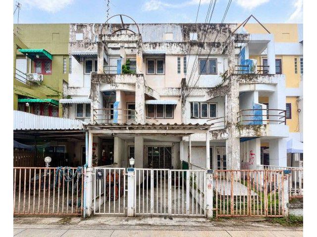 หมู่บ้านธันยกานต์ ถนนวัชรพล ทาวน์โฮม 3 ชั้น ทำเลศักยภาพ ชื่อมต่อถ