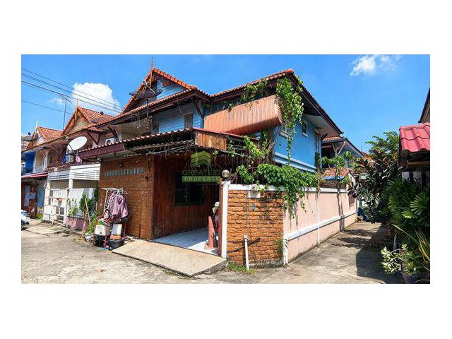 ทาวน์เฮ้าส์ 2 ชั้น แปลงมุม หมู่บ้านพฤกษา 9 คลองสาม ทำเลดี ใกล้ตลาดจัมโบ้