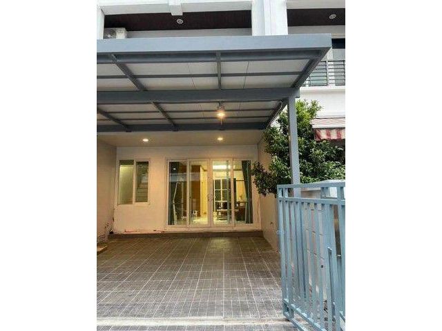 ให้เช่าทาวน์โฮม 3 ชั้นบ้านกลางเมือง S-Sense พระราม9 ลาดพร้าว84