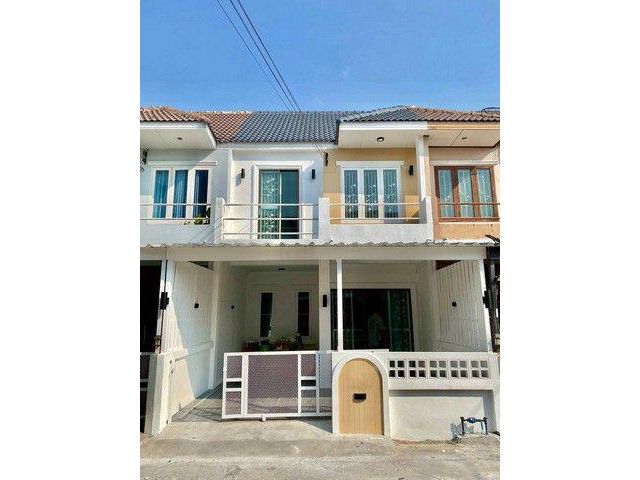 ขายทาวน์โฮม รีโนเวทใหม่ หมู่บ้านเพิ่มทรัพย์ ใกล้ตลาดวรบึงกิจ ศรีร