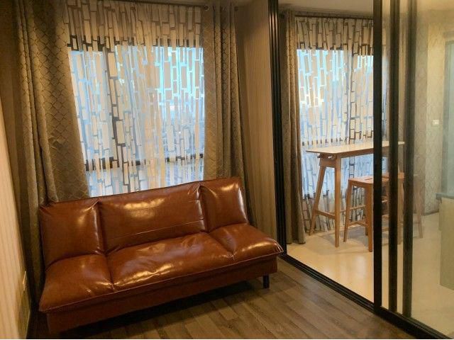 The Base Park East 16th Floor Corner Unit Near BTS On Nut