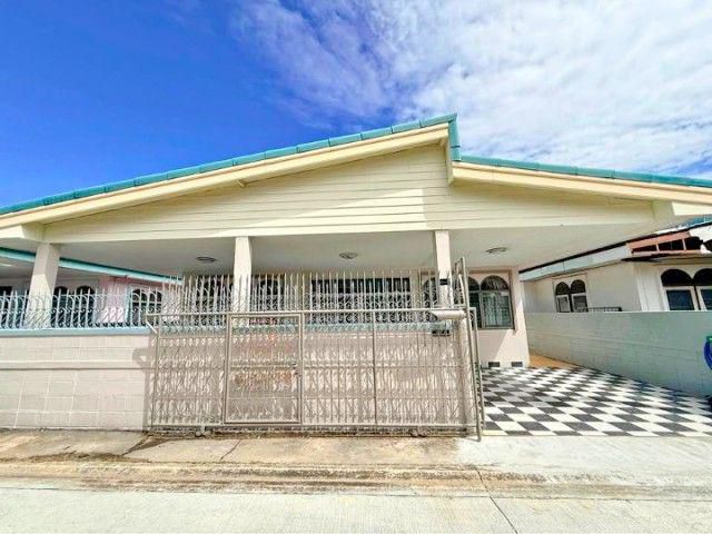 กองปราบ 220 ม.ลาดพร้าว-โชคชัย 4 บ้านเดี่ยว 50ตร.ว.  200ตร.ม.3นอน