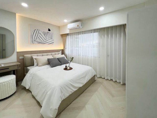 ขายคอนโดเดอะ ทรีโอ การ์เด้น ศรีนครินทร์ รีโนเวทใหม่ เฟอร์ครบพร้อมอยู่ (N.2384)