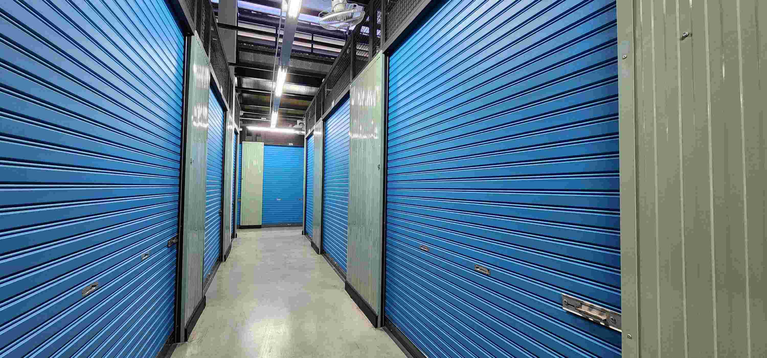 ห้องเก็บของให้เช่าใกล้ใจกลางเมือง/ Self Storage for Rent near CBD area